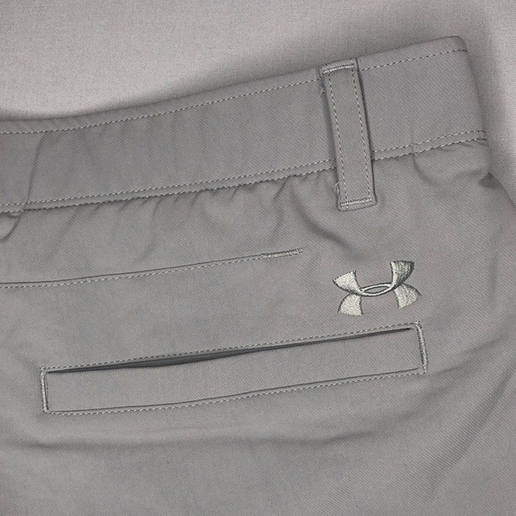 UNDER ARMOUR UA Loose Men’s Match Play Tapered Gray Golf Shorts 9” - Picture 8 of 9